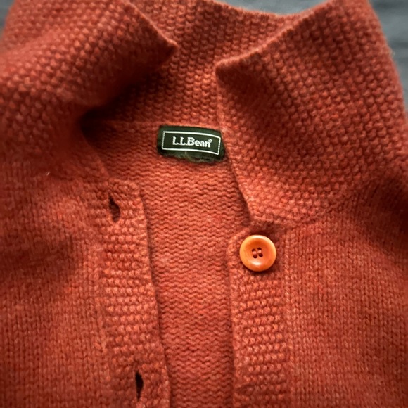 LL Bean Cardigan Women M Wool Blend Cable Knit Button Stretch Sweater Country - Picture 3 of 8